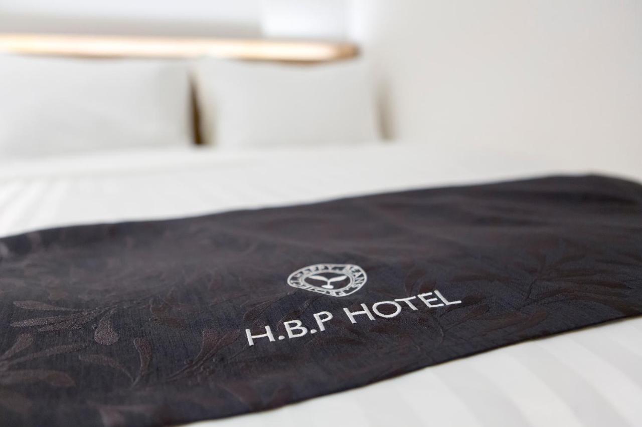 H.B.P Hotel Osaka Exteriör bild
